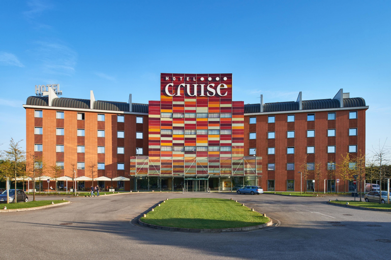 Hotel Cruise, Como