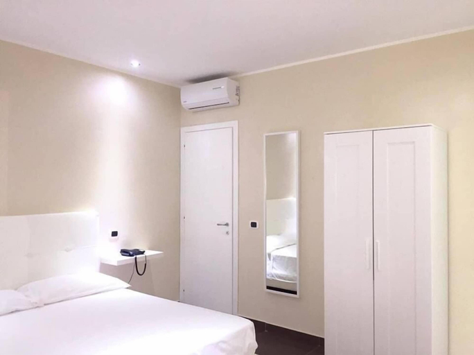 Bedroom 3, Hotel Glem, Napoli