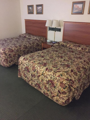 Bedroom 3, Miners Inn, Mariposa