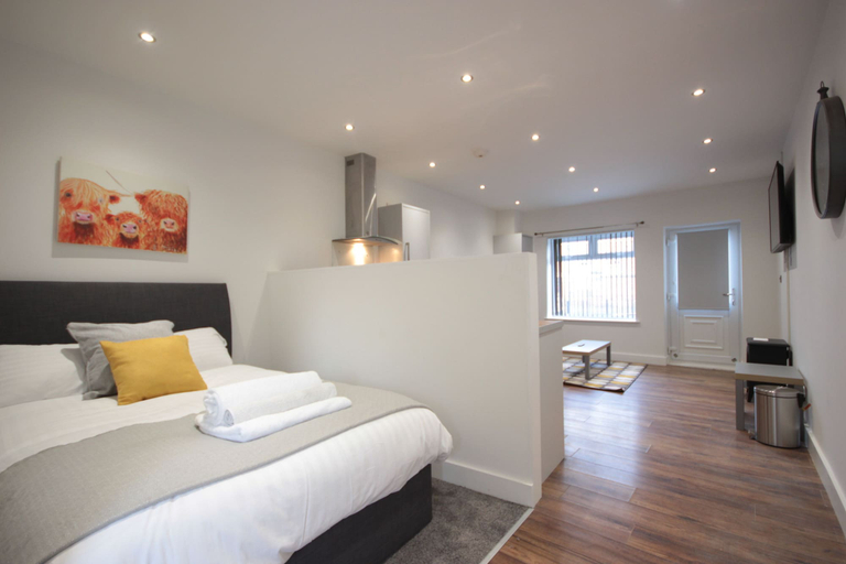 Bedroom 2, Studio 332, Kingston upon Hull
