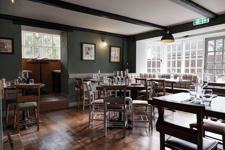 Food & Drinks, Castle Inn, Dorset