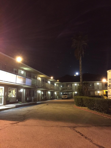 Exterior & Views 2, Hilltop Inn & Suites, San Bernardino