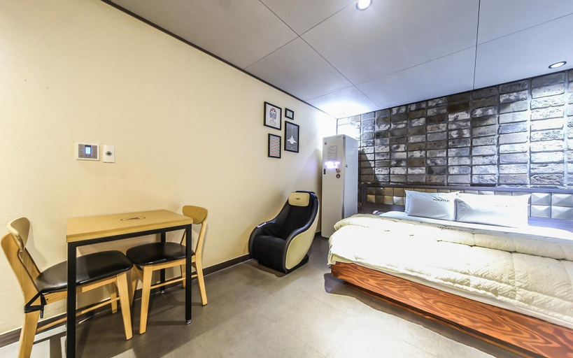 Bedroom 3, Changwon Myeongseodong Play, Changwon