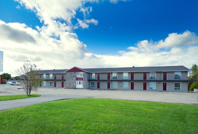 Exterior & Views 5, Huron Coast INN, Bruce