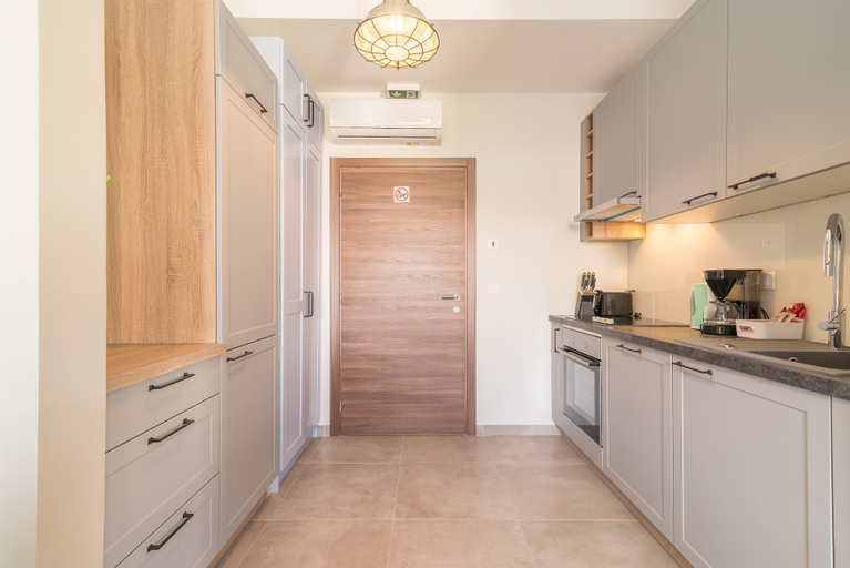 Others 5, Luxurious Suites Elegance, Zadar