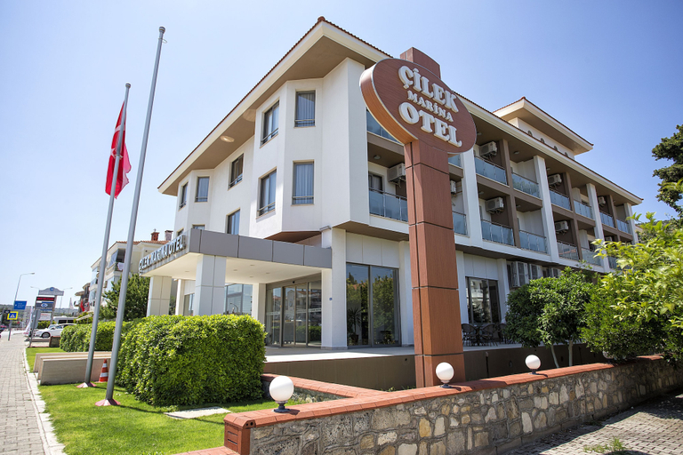 Exterior & Views 2, Cilek Marina Hotel, Çeşme
