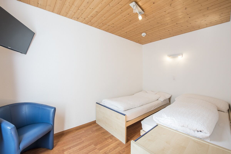 Bedroom 3, Hotel Engel, Nidwalden
