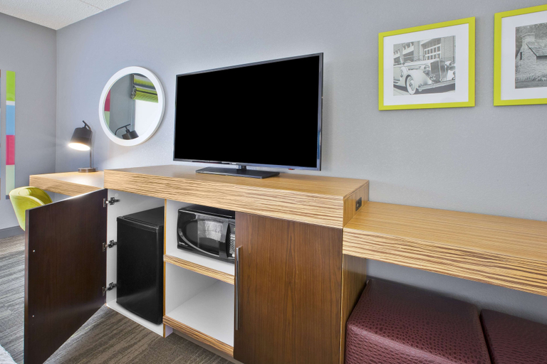 Others 5, Hampton Inn & Suites Springboro/Dayton Area South, Warren