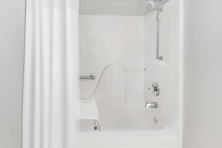 Bathroom 4, Super 8 by Wyndham Bay St. Louis, Hancock