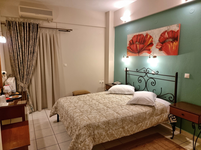 Bedroom 4, Pitho, Central Greece