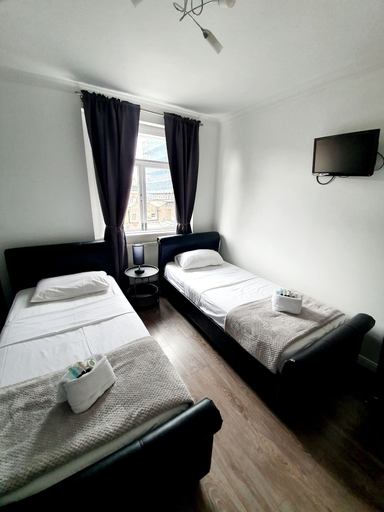 Bedroom 3, The Cameron Hotel, London