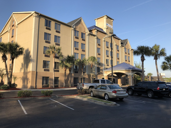 Exterior & Views 2, Country Inn & Suites by Radisson, Murrells Inlet, SC, Horry