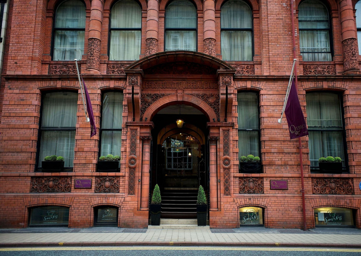 Exterior & Views 4, Quebecs, Leeds