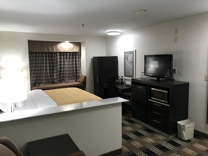 Bedroom 3, Quality Inn & Suites Maggie Valley - Cherokee Area, Haywood