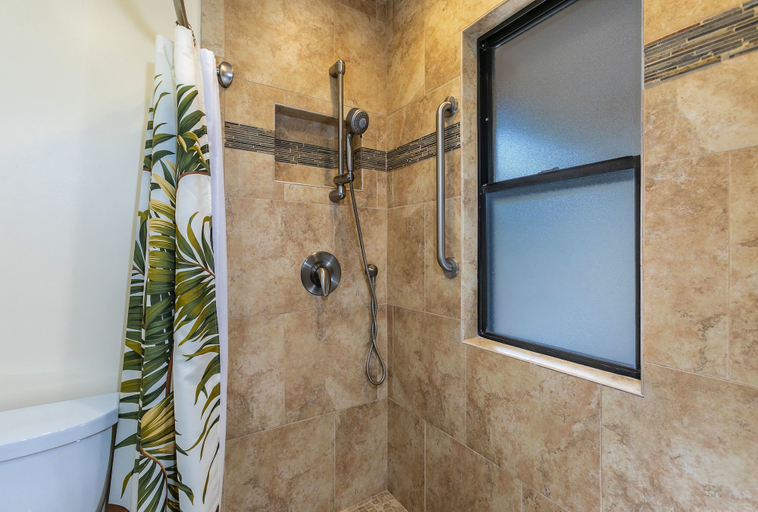 Bathroom 4, Maui Kamaole - Maui Condo & Home, Maui