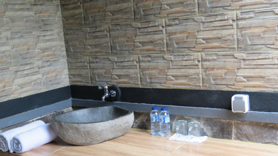 Bedroom 5, Suka Sari Cottages, Buleleng