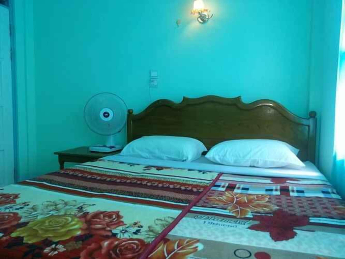 Bedroom 1, The Green Valley Inn, Taunggye