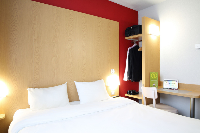 Bedroom 3, B&B HOTEL Perpignan Sud Marché International, Pyrénées-Orientales