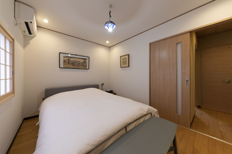 Bedroom 2, Shirakabanoyado-Siokusa, Osaka