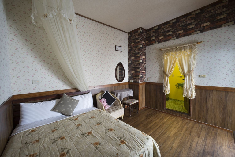 Bedroom 4, Puli Town Bed and Breakfast, Nantou
