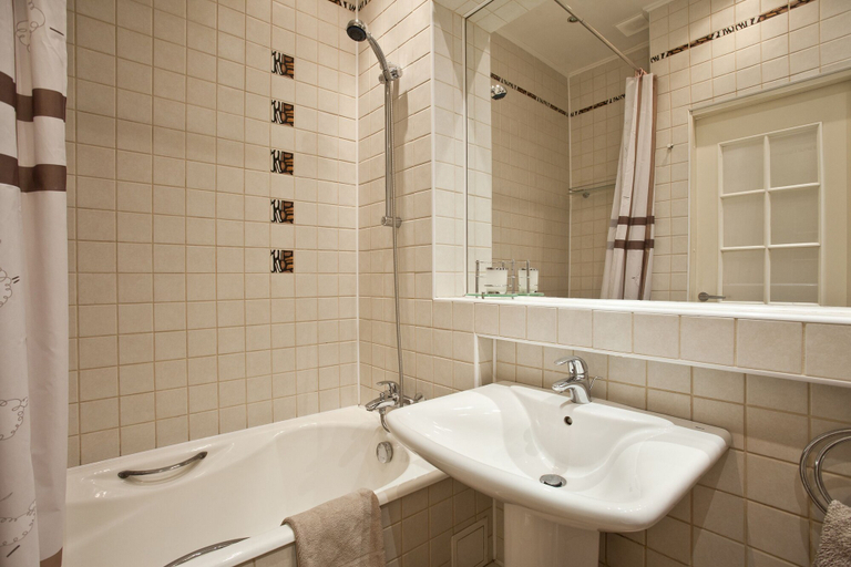Bathroom 4, Moscow Suites Tverskaya, Northern