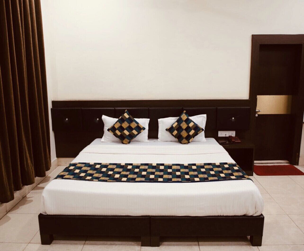 Bedroom 2, Hotel Navrang, Kota