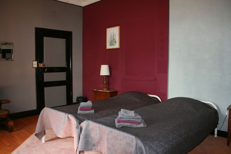 Bedroom 3, Château La Barge, Dordogne