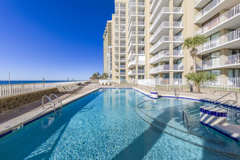 Sport & Beauty 1, Romar Place Condos, Baldwin
