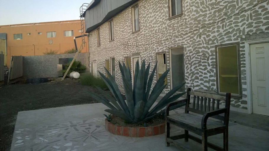 Others 4, Casa de Huespedes Solari, Tijuana