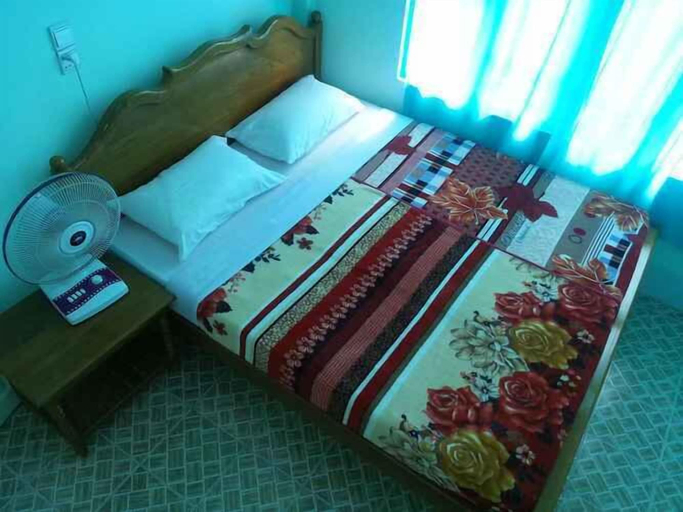 Bedroom 2, The Green Valley Inn, Taunggye