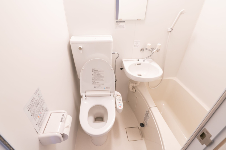 Bathroom 3, SONIC Apartment Hotel, Dazaifu