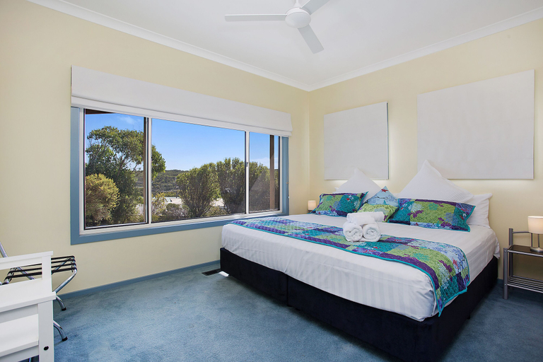 Bedroom 2, Twelve Apostles Port Campbell Bed & Breakfast, Corangamite - South