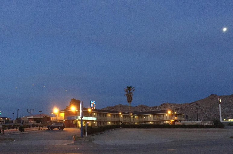 Exterior & Views 2, Hilltop Inn & Suites, San Bernardino