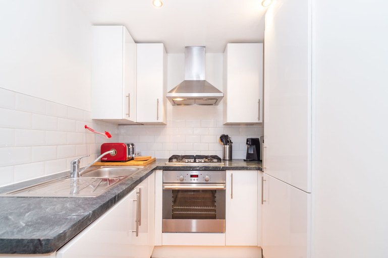 Others 5, PML Apartments Park Road, London