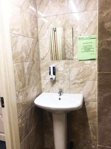 Bathroom 3, HotelHot Baumanskaya - Hostel, Central