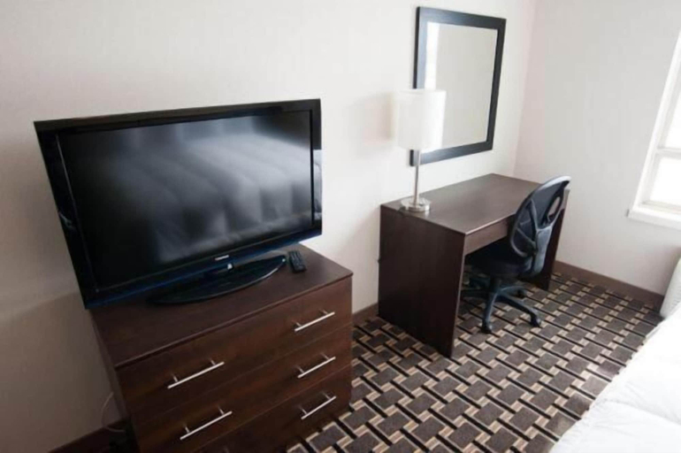 Others 5, Carlyle Western Star Inn & Suites, Division No. 1