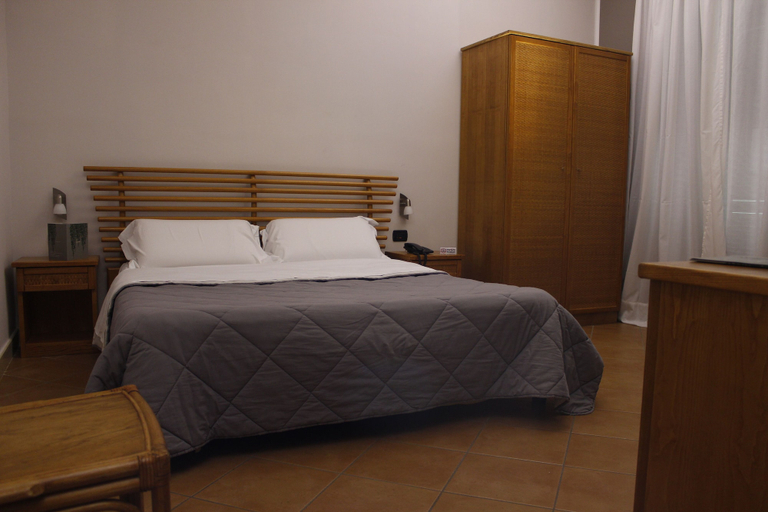 Bedroom 5, Tenuta Re Ferdinando, Caserta