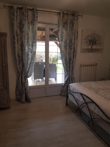 Bedroom 3, Chambres d'Hotes les Ondines, Marne
