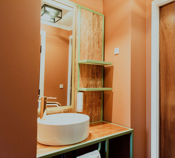 Bathroom 4, Hafnia, Tórshavn