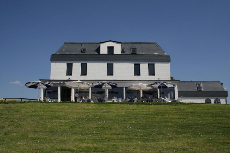 Exterior & Views 2, Strandhotel Dagebull direkt an der Nordsee mit Restaurant, Nordfriesland