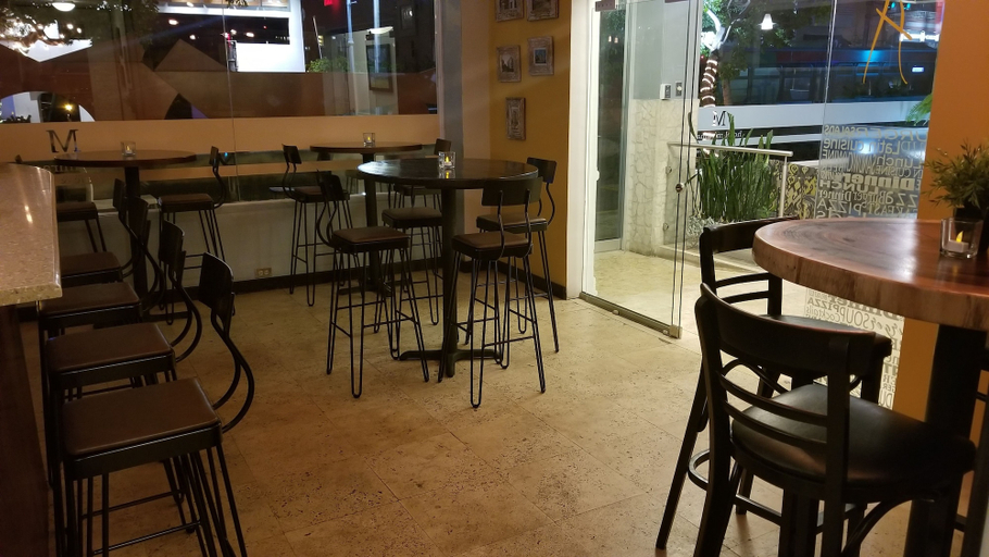 Food & Drinks 5, Hotel Miramar