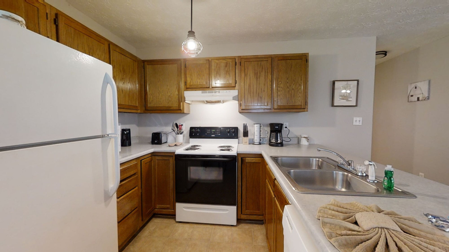 Others 5, Country Getaway, Sevier