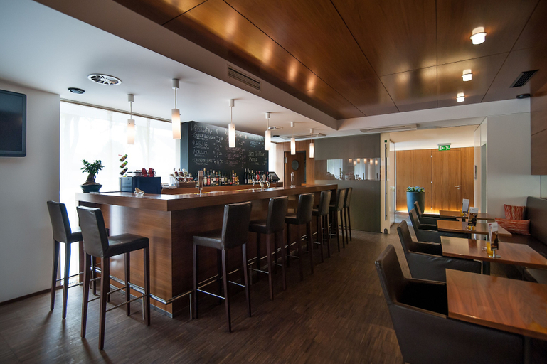 Food & Drinks 5, HEINhotel Vienna Airport, Wien Umgebung