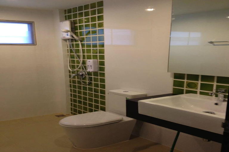 Bathroom 3, The Sixnature Resort Bangsaen, Muang Chon Buri