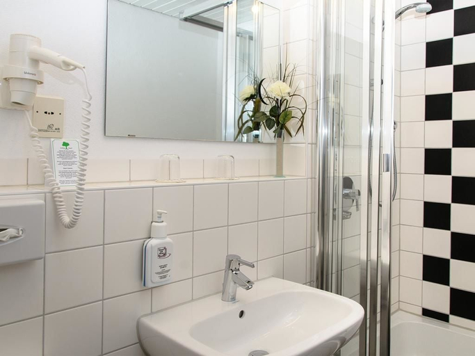 Bathroom 5, Arthotel ANA Flair, Donau-Ries