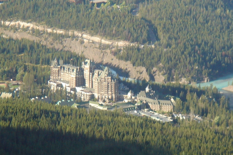 Exterior & Views 2, Chateau Elise, Division No. 15