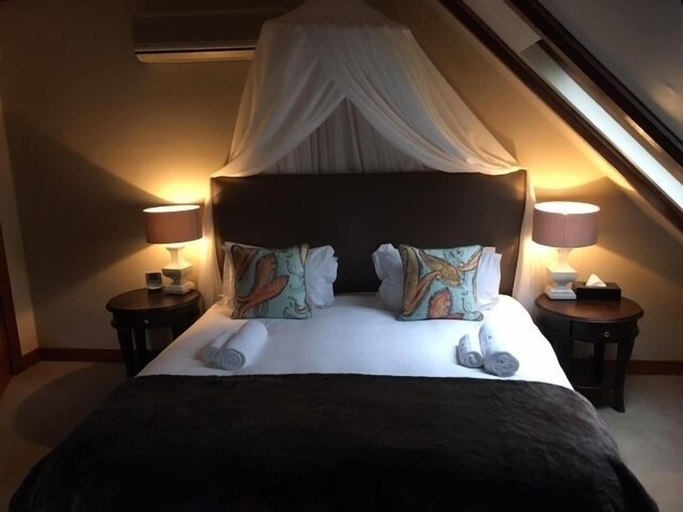 Bedroom 3, Roosenwijn Guest House, Cape Winelands