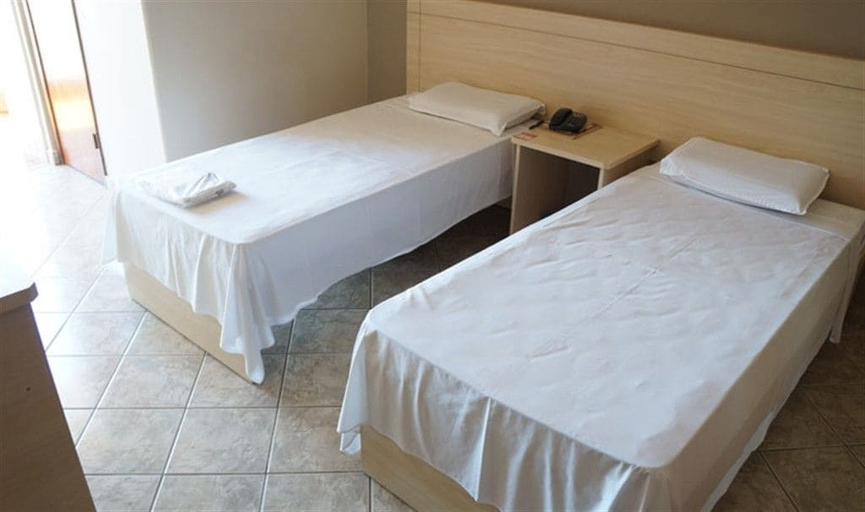 Bedroom 2, Manhuaçu Center Hotel, Manhuaçu