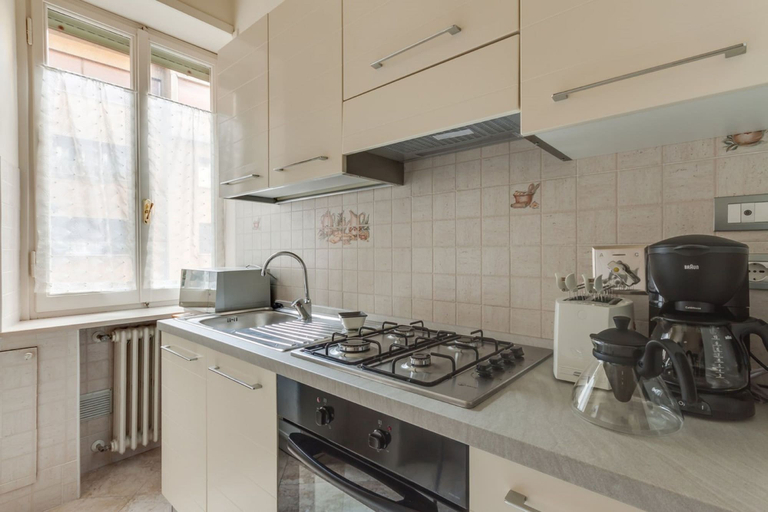 Private kitchen, Ponte Vecchio Corner - San Jacopo, Florence
