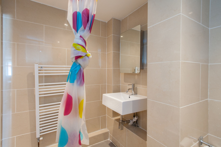 Bathroom 4, London Serviced Apartments, London